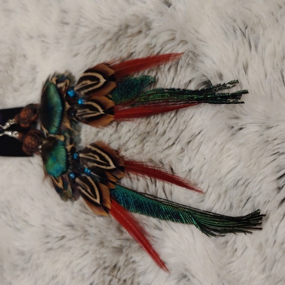 Handmade feather earrings - Picture 7 of 8